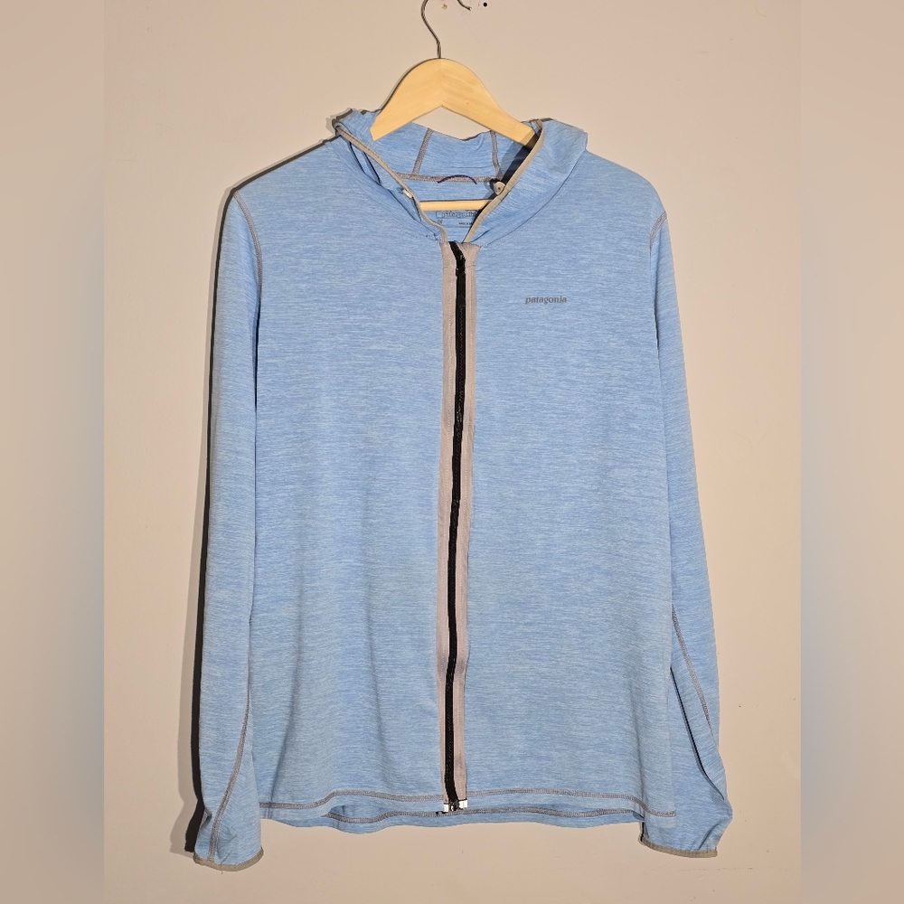 Patagonia Men's Light Blue Tropic Zip Up Sun Hoodie - Medium